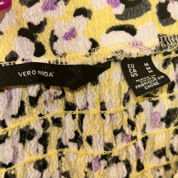 Vero Moda Olia Floral Skirt In Lemon Meringue Aop Olea - Picture 4 of 4